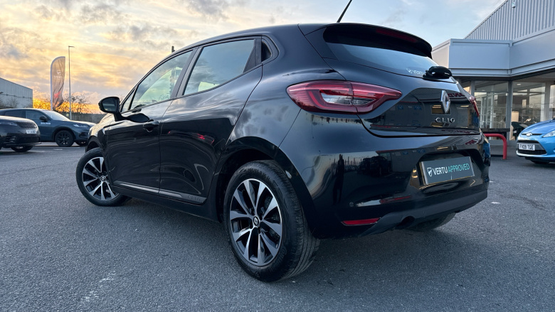 Renault Clio 1.0 TCe 90 Evolution 5dr Petrol Hatchback